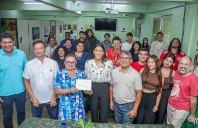 Mayra Dias entrega equipamentos a laboratório da UEA e fortalece ações de pesquisa e preservação cultural em Parintins