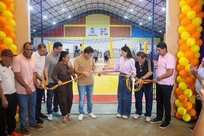 Com emenda de R$ 2 milhões de Mayra Dias, Parintins inaugura complexo esportivo e cultural da Escola João Bosco