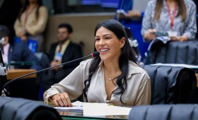 Mayra Dias encerra primeiro semestre de 2026 com mais de 140 proposições e 16 leis sancionadas